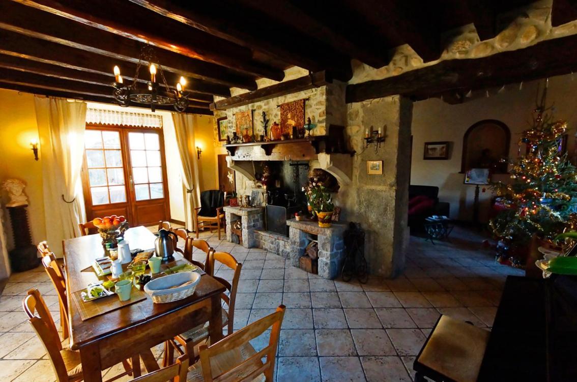 La Maison D'Euterpe Sainte-Marie-d'Alloix Luaran gambar